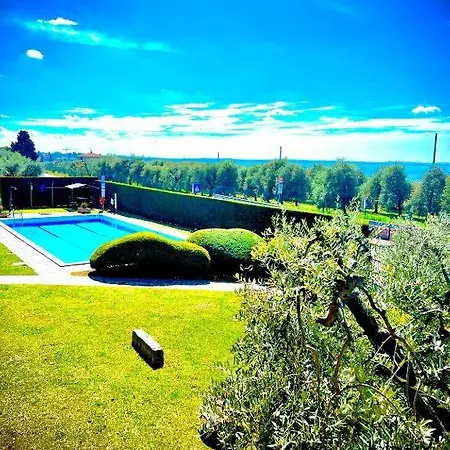 Welcome Traveller Charm Costabella